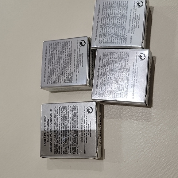 Lise watier single eye shadow  161 beige satin - Picture 3 of 7